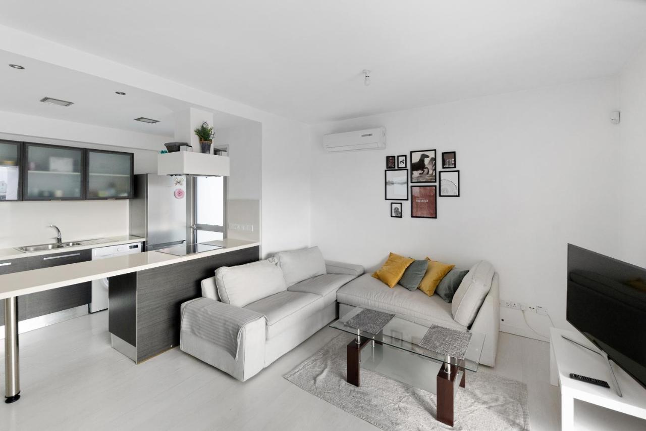 Glabur Stays - The Fabulous 2 Bdr - Nicosia City, Free Parking & Wifi, Welcomes You!!! 외부 사진